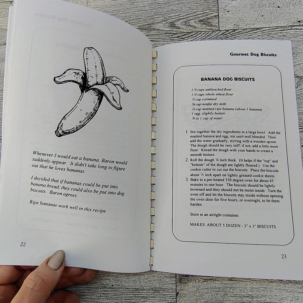 Gourmet Dog Biscuits‎ Cookbook Tasty Treats for Your Fido Carole Horstmeyer 1996